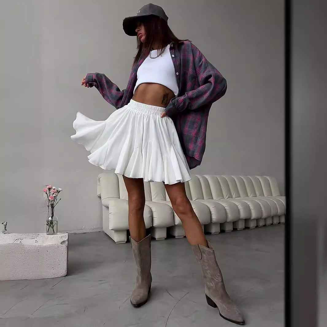 Splicing Black Fungus Pleated Mini Skirt for Fashion Enthusiasts