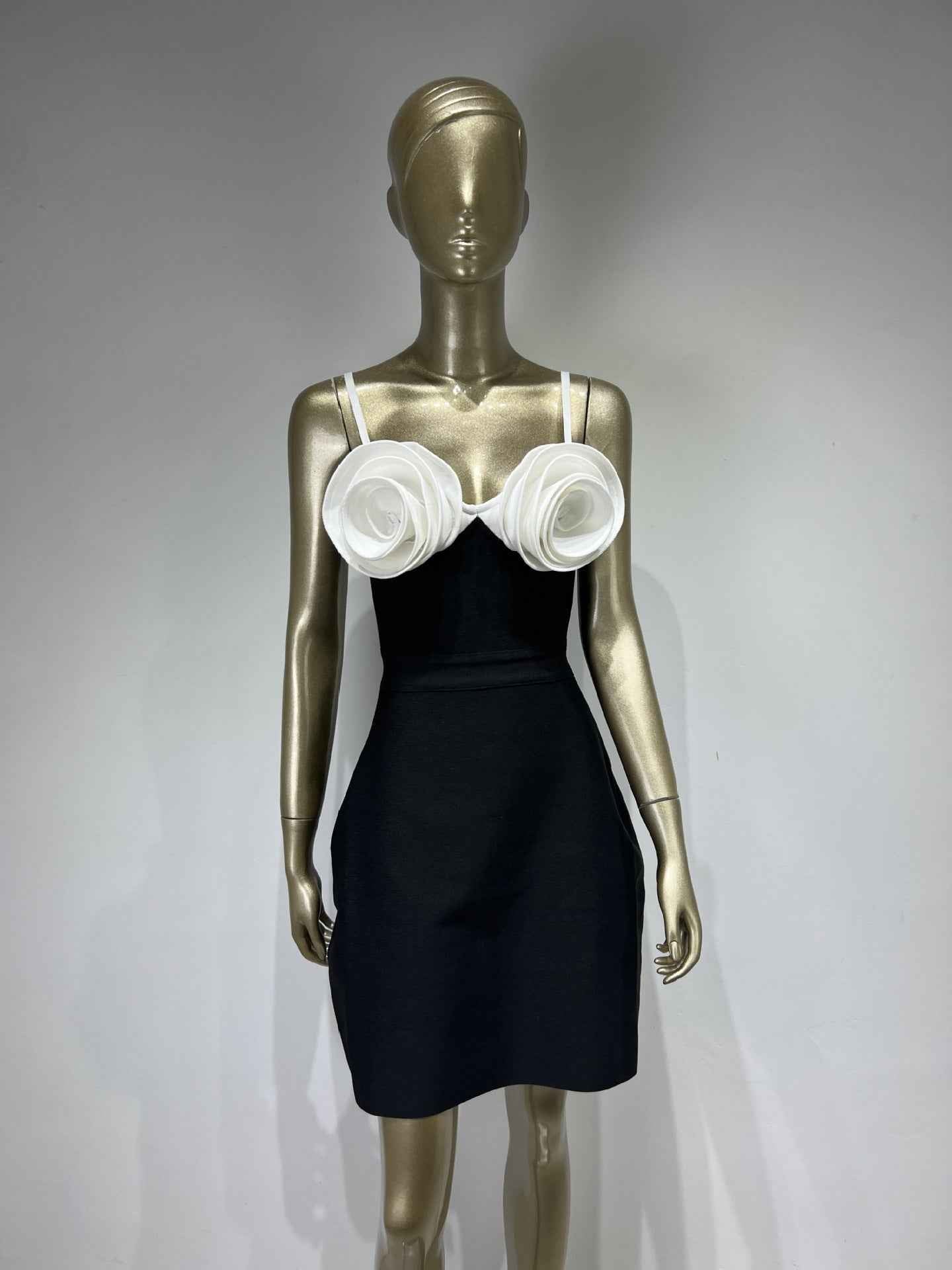 Fashionable White Suspender A-Line Party Dress with Floral Accents-Casual Fashion - The Artisan's Wardrobe