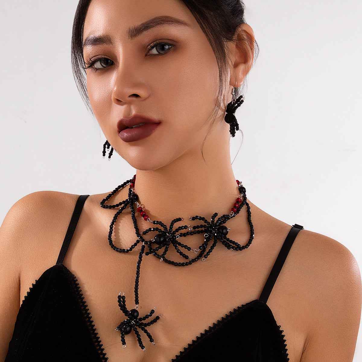 Dark Style Spider Necklace Halloween with Crystal Woven Design and Tassel Large Round Bead Collarbone Chain-Casual Fashion - The Artisan's Wardrobe
